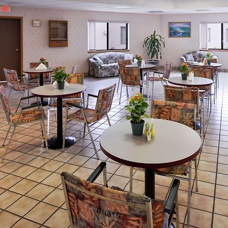 America'S Best Value Inn La Crosse Exterior photo