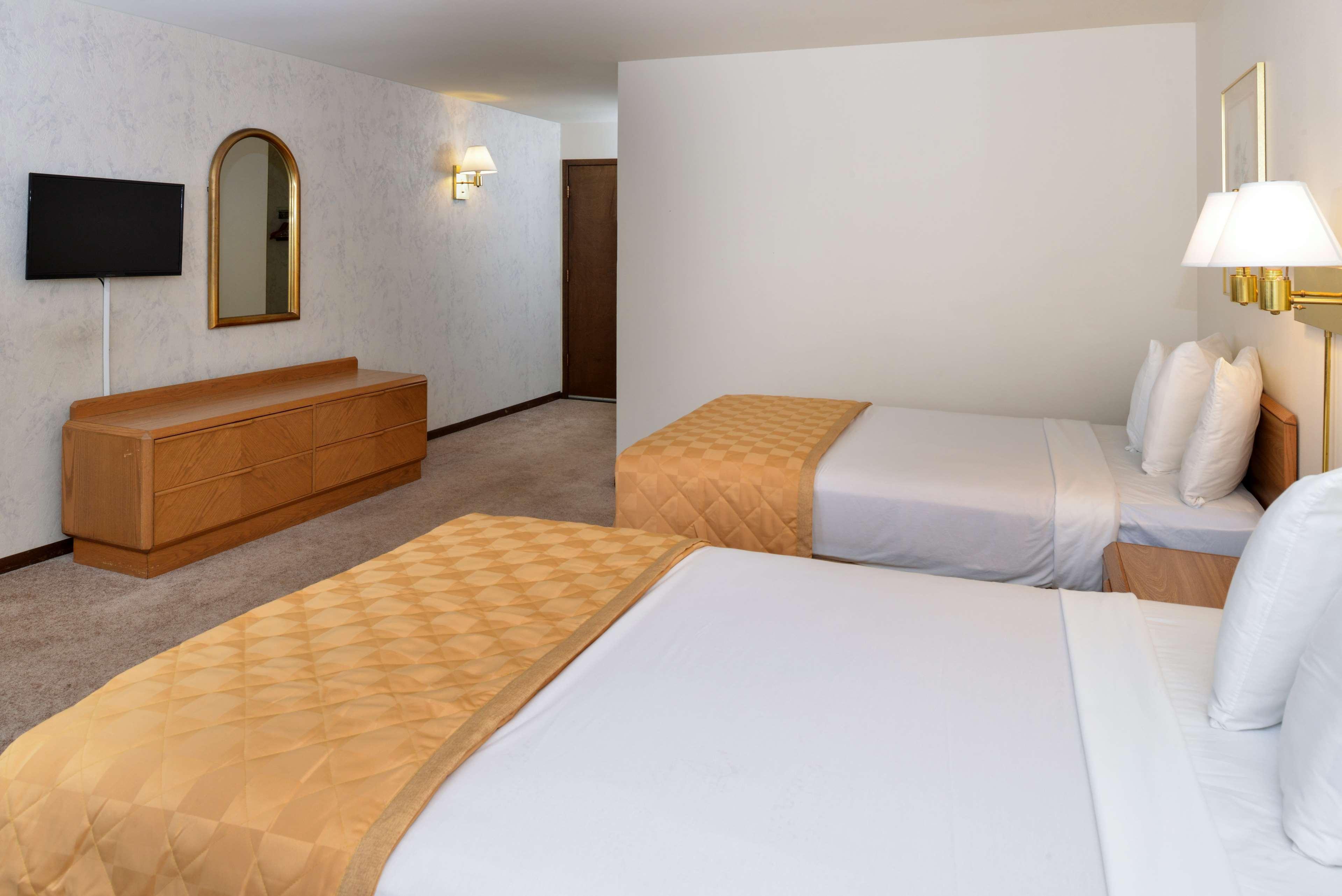 America'S Best Value Inn La Crosse Exterior photo