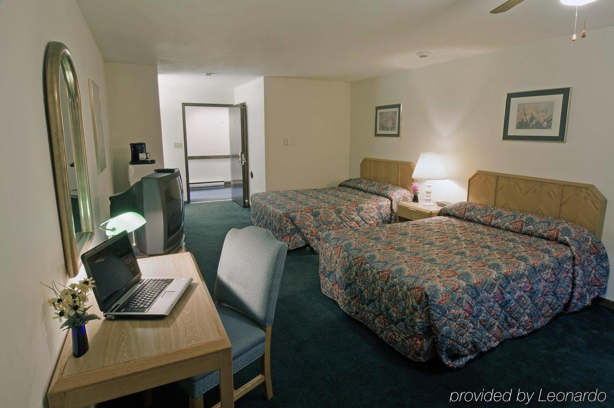 America'S Best Value Inn La Crosse Exterior photo