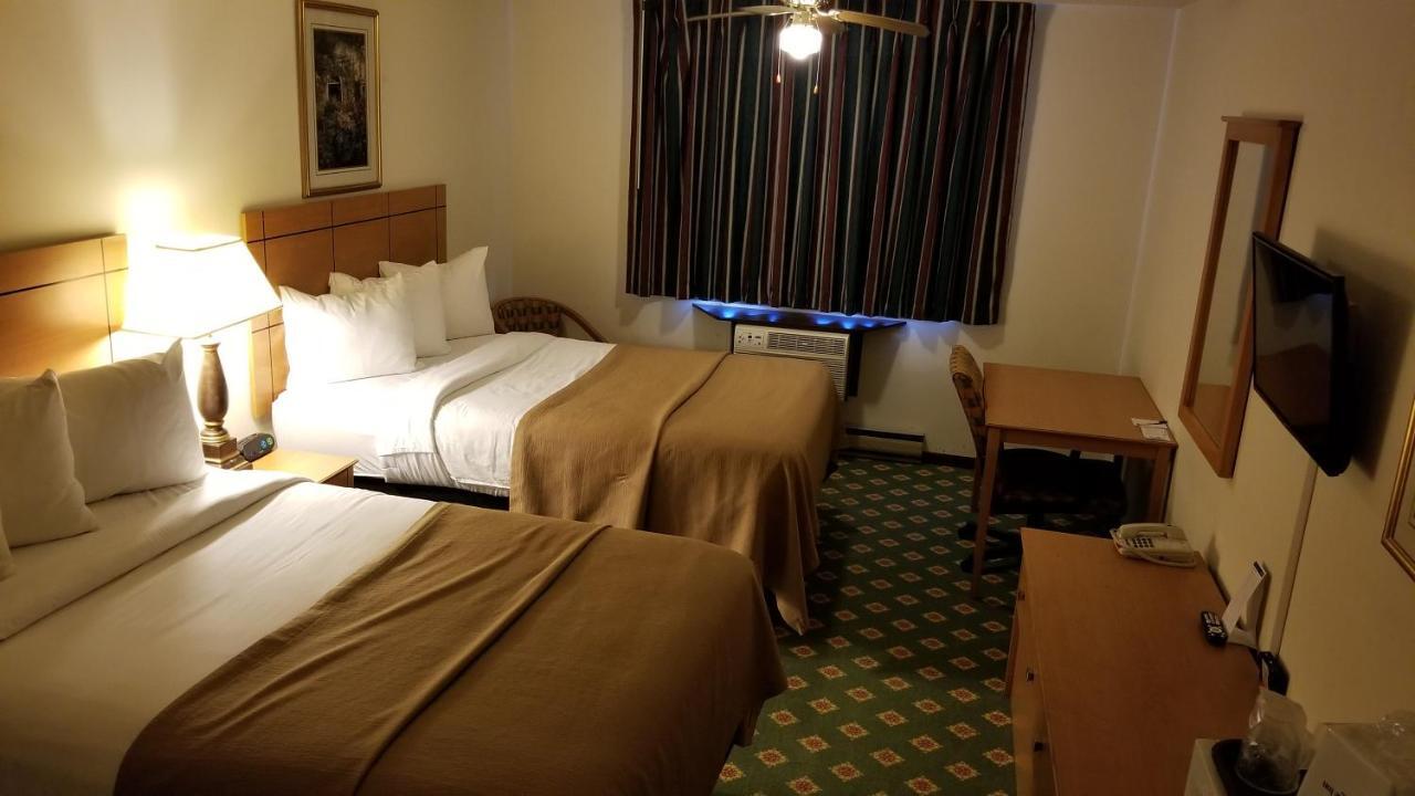 America'S Best Value Inn La Crosse Room photo