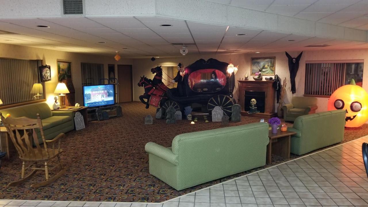 America'S Best Value Inn La Crosse Exterior photo